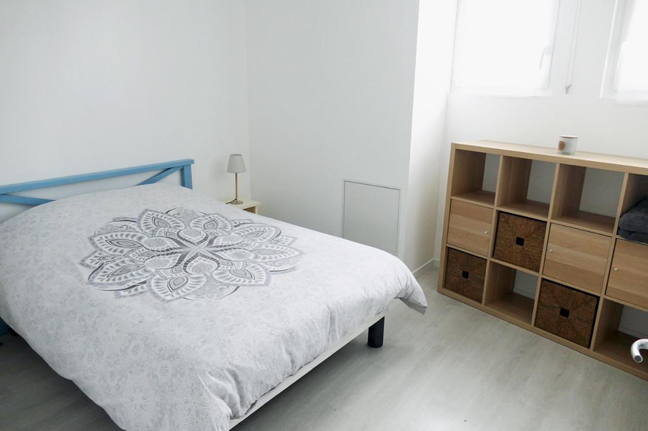 Bel Appartement Dans Maison Au Bourg Locmaria-Plouzane Exteriör bild